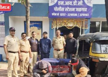 गोमांस खरेदीविक्रीसह कब्जात बाळगणारे तिघे जेरबंद