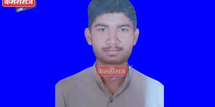 तरुणाची छताला दोरी बांधून गळफास घेऊन आत्महत्या