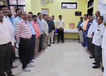 भजन संध्येत भाविकभक्त झाले दंग