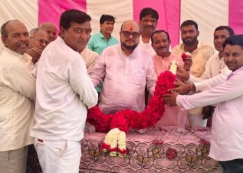 ड्रोन तंत्रज्ञानाच्या वापराने मजूर टंचाईच्या समस्येवर निघेल तोडगा : पालकमंत्री गुलाबराव पाटील