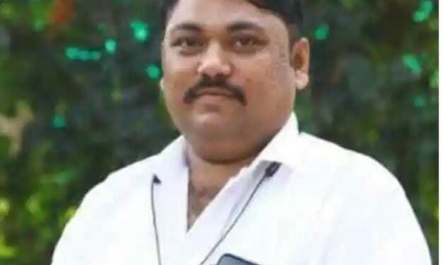 भीषण अपघात : अज्ञात वाहनाच्या धडकेत तरुणाचा जागीच मृत्यू