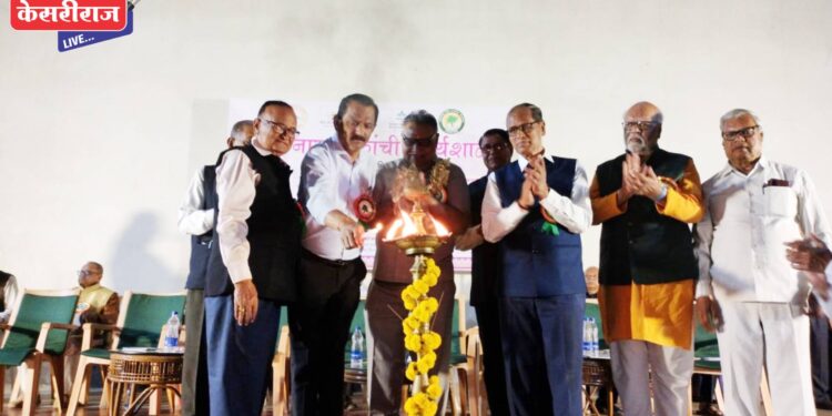 लाडके आई-आजोबा म्हणून वृद्धांना मदत करा – डॉ. अण्णासाहेब टेकाळे