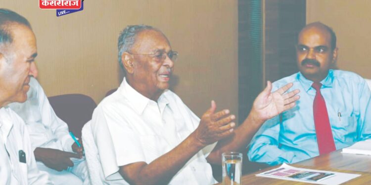 सौर ऊर्जा व निसर्ग ऊर्जा परिषदेसंदर्भात बैठक संपन्न