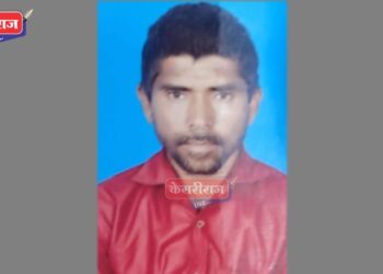 शेतकऱ्याची शेतातच विषारी औषध घेऊन आत्महत्या