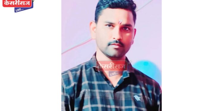 पाठलाग करणाऱ्या पोलिसांना दारू विक्रेत्याने लाथ मारून पाडले, अपघातात कॉन्स्टेबलचा मृत्यू !