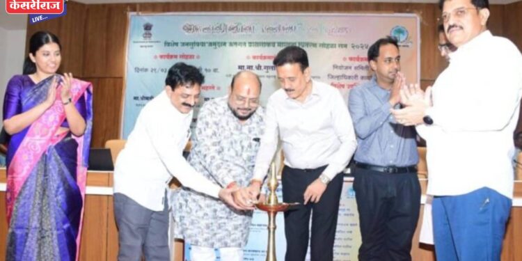 गावाच्या विकासासाठी विरोधकांनी सत्ताधाऱ्यांसह एकत्र आले पाहिजे : पालकमंत्री गुलाबराव पाटील