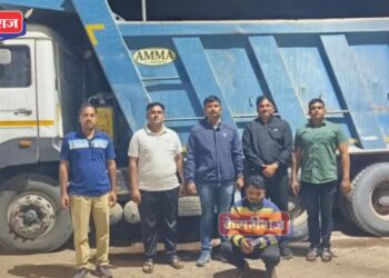 अवैध वाळू वाहतुकीचे डंपर पकडले, चालकाला घेतले ताब्यात