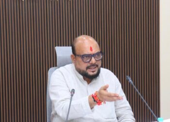 नवीन विकासकामाच्या गुणवत्तेवर विशेष लक्ष देण्याचे निर्देश