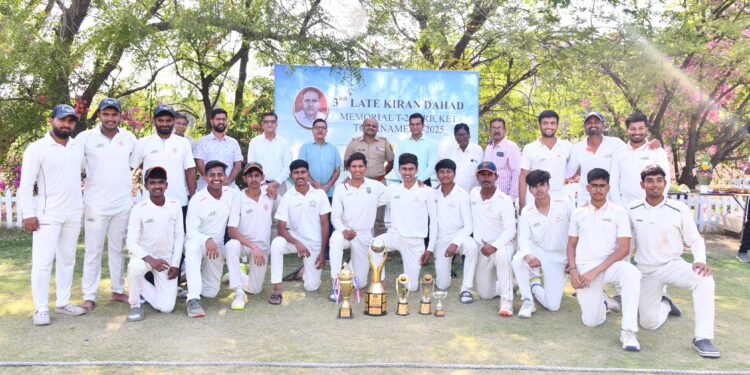 तिसरी किरण दहाड स्मृती टी-ट्वेंटी क्रिकेट स्पर्धा यशस्वीरित्या संपन्न