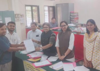 मेडिक्लेम पॉलिसी नाकारणाऱ्या विमा कंपनीला दणका, धारकास रक्कम देण्याचे आदेश