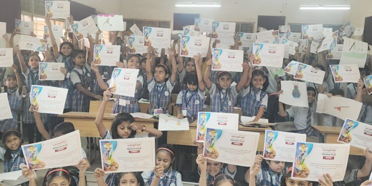 चित्रकला स्पर्धा, नाट्यछटा सादरीकरण, बालक सुसंवादाने रंगला कार्यक्रम