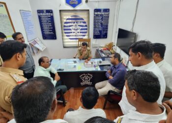 विहिरी व घरकुलांच्या मंजुरी साठी लाभार्थ्यांकडून पैसे लुबाडणाऱ्याना सोडणार नाही.