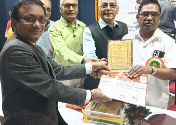 ॲड. महेश ढाके यांना “पद्मश्री डॉ. मणिभाई देसाई राष्ट्रसेवा पुरस्कार २०२५” प्रदान