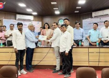 पावसाळ्यापूर्वी घरकुल बांधकामाची कामे पूर्ण करा :  सीईओ मीनल करनवाल