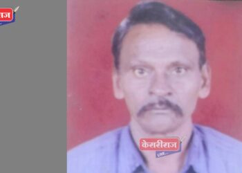 अरेरे…अतिक्रमणात पालिकेने घर पाडले, उध्वस्त वृद्धाने घराच्या ढिगाऱ्यावरच आजारी पडल्याने जीव सोडला !