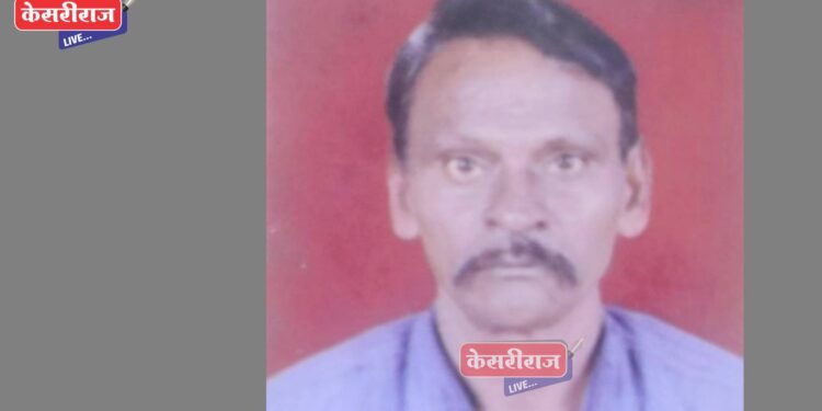 अरेरे…अतिक्रमणात पालिकेने घर पाडले, उध्वस्त वृद्धाने घराच्या ढिगाऱ्यावरच आजारी पडल्याने जीव सोडला !