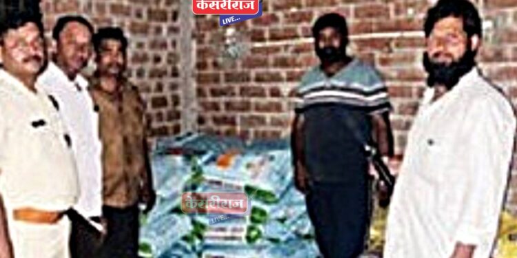 मालगाडी वॅगनचे सील तोडून १२७ खताच्या बॅग लांबविल्या, एकास अटक