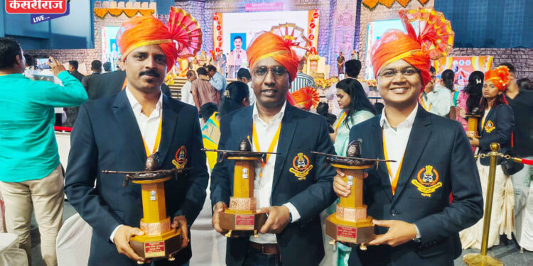 जैन इरिगेशनच्या चौघं कॅरम पटूंचा शिवछत्रपती राज्य क्रीडा जीवन गौरव पुरस्काराने गौरव