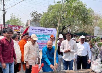 धरणगाव नगरपरिषदेच्या अभिनव उपक्रमांचे पालकमंत्री गुलाबराव पाटील यांच्या हस्ते उद्घाटन