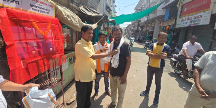 जळगावात भवानी पेठ, गणेश कॉलनीत जैन युवा फाउंडेशनतर्फे पाणपोईचे उदघाटन