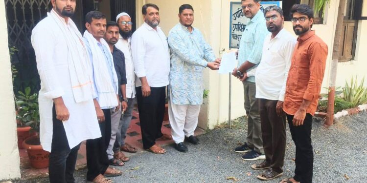 वक्फ संशोधन कायदाविरोधात कौमी एकता फाऊंडेशनचे ठिय्या आंदोलन