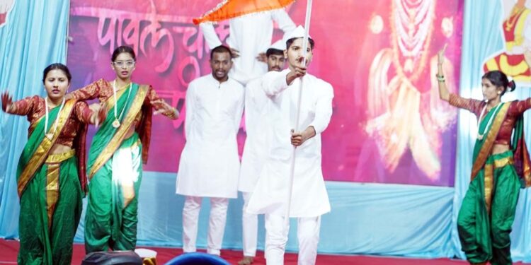 फिजीओथेरेपी महाविद्यालयात वार्षिक स्नेहसंमेलन फिजिओफिस्ट २ के २५ उत्साहात संपन्न