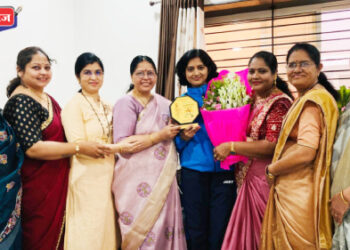 अहिर सुवर्णकार समाज महिला मंडळातर्फे डॉ. शरयू विसपुते यांचा सत्कार