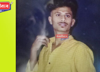 कामावर जात असताना दुचाकीस्वार तरुणांना डंपरने दिली धडक, १ ठार २ जखमी