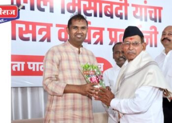 आणीबाणीत तुरुंगवास भोगणाऱ्या सेनानींसह कुटुंबीयांचा सत्कार