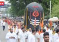 शहरात शोभायात्रेमध्ये सजीव देखाव्यासह भव्य शिवलिंग ठरले आकर्षण