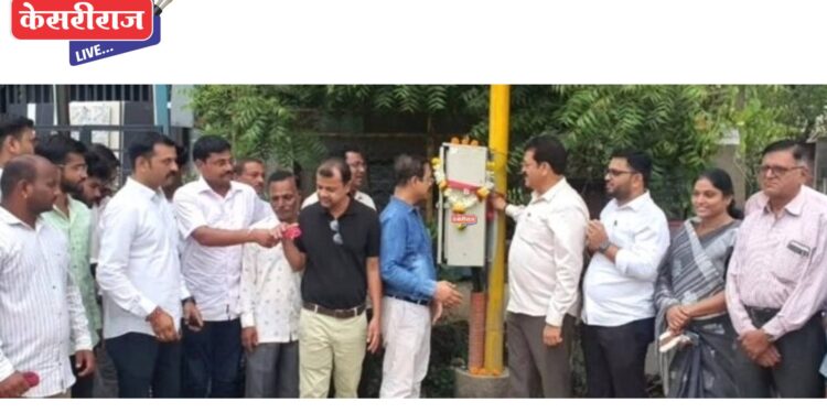 खोटे नगर चौकातील सिग्नल यंत्रणेचे आ. राजूमामा भोळे यांच्या हस्ते उद्घाटन