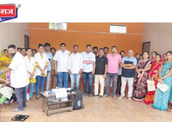 महायुती सरकारच्या शेतकरी विरोधी निर्णयाविरोधात जोरदार घोषणाबाजी