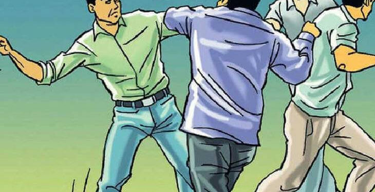 तरुणाला मारहाणप्रकरणी चौघांवर गुन्हा दाखल