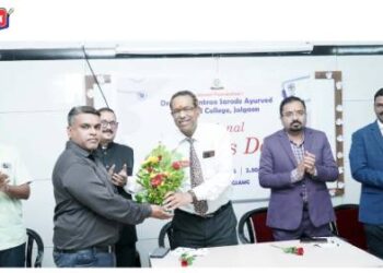 डॉक्टर दिनानिमीत्त तज्ञांचा सत्कार