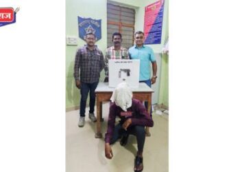 गावठी पिस्तूल बाळगणाऱ्या तरुणाला ५ काडतूसह अटक