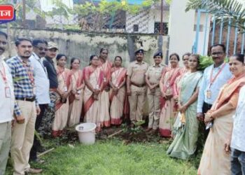 शिरसोलीच्या हिराबाई पाटील विद्यालयात वृक्षारोपण कार्यक्रम उत्साहात