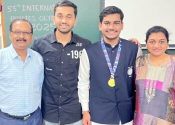 आयओटी आधारित ऑटोमॅटिक पॉवर फॅक्टर कंट्रोल यंत्रणेची निर्मिती