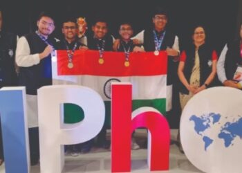 भुसावळच्या रिध्देशची पॅरिस मधील ऑलिंपियाडमध्ये सुवर्ण कामगीरी