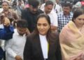 राष्ट्रवादीच्या महिला प्रदेशाध्यक्षा रोहिणी खडसे वकिली पोशाखात कोर्टात हजर