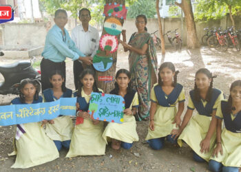 वृक्षांना राख्या बांधून संवर्धनासह राष्ट्रीय एकात्मता जोपासण्याचा दिला संदेश