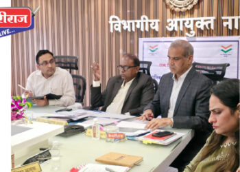 मतदान केंद्रांवरील सोईसुविधा, आवश्यक मनुष्यबळाचे नियोजन करण्याचे दिले निर्देश