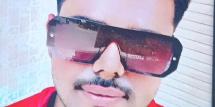 कौटुंबिक वादातून पोलीस स्टेशनसमोर समता नगरच्या तरुणाने पेटवून घेतले, उपचारादरम्यान मृत्यू !