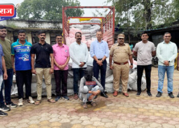 गुटखातस्करी रोखली : मुक्ताईनगर तालुक्यात १ कोटींचा ऐवज जप्त !