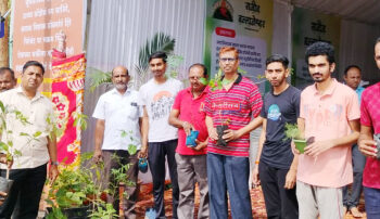 भवरलाल ॲण्ड कांताबाई जैन फाऊंडेशन व युवाशक्ती फाऊंडेशनच्या वतीने एक हजार रोपांचे वाटप