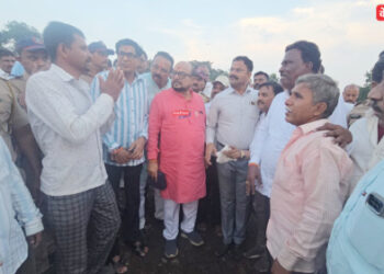 नुकसान झालेल्या गावांचे पंचनामे तात्काळ पूर्ण करण्याचे पालकमंत्र्यांचे निर्देश