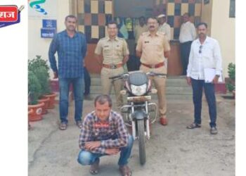 चोरट्याची कमालच, कामकाजासाठी न्यायालयात आला आणि चोरून नेली दुचाकी..!