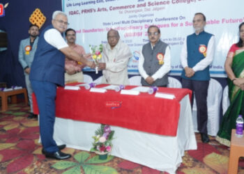 धरणगाव महाविद्यालयात  पीएमउषा  अंतर्गत राज्यस्तरीय परिषद उत्साहात संपन्न