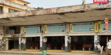 चालकाच्या दरवाजातून चढण्यास केली मनाई : सैनिकाने फोडली बसची काच !