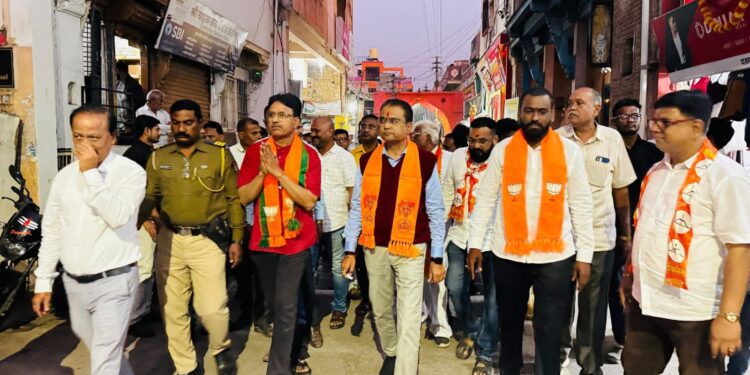 ‘उच्चशिक्षित, अनुभवी’ डॉ. नरेंद्र ठाकूर यांचा विजय निश्चित!