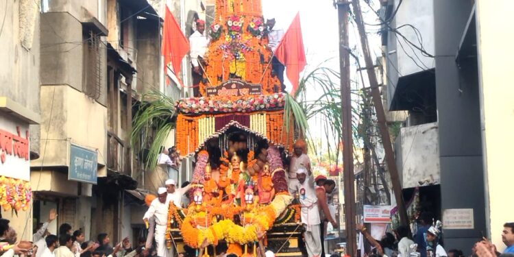 प्रभू श्रीरामांच्या जयघोषात सुवर्णनगरी दुमदुमली